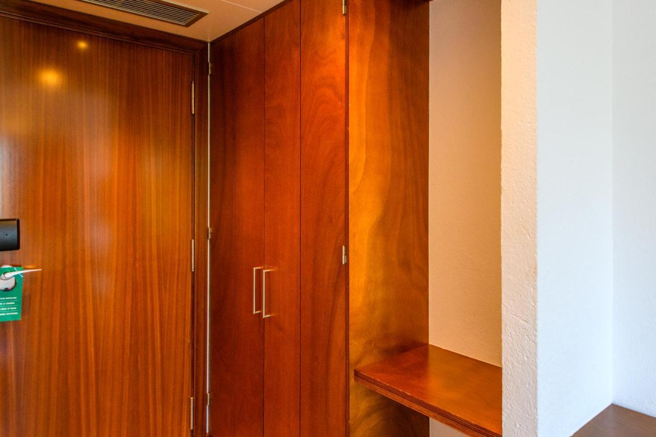 Hotel Sol Ixent - Adults Only Cadaques Ngoại thất bức ảnh