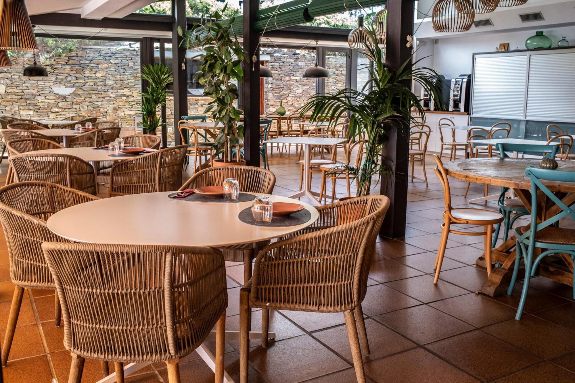 Hotel Sol Ixent - Adults Only Cadaques Ngoại thất bức ảnh